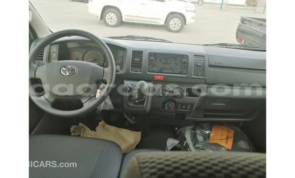 Dieundeu Imported Toyota Hiace White Auto in Import - Dubai in Dakar Dieundeu Imported Toyota Hiace White Auto in Import - Dubai in Dakar