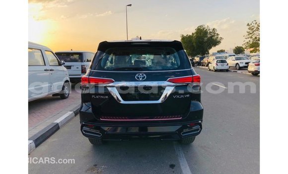 Dieundeu Imported Toyota Fortuner Black Auto in Import - Dubai in Dakar Dieundeu Imported Toyota Fortuner Black Auto in Import - Dubai in Dakar