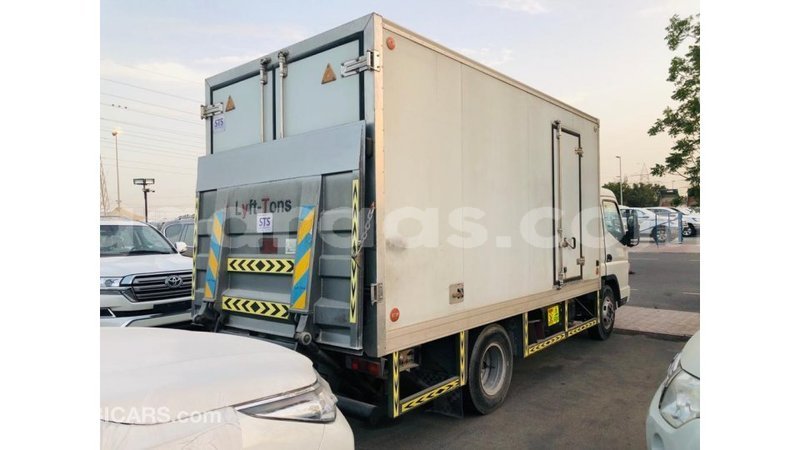 Big with watermark mitsubishi carisma dakar import dubai 6429