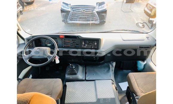 Dieundeu Imported Toyota Coaster White Auto in Import - Dubai in Dakar Dieundeu Imported Toyota Coaster White Auto in Import - Dubai in Dakar
