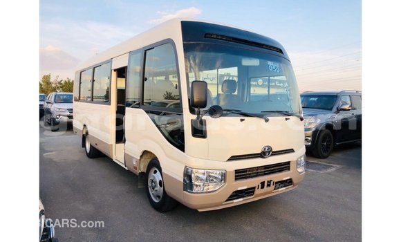 Dieundeu Imported Toyota Coaster White Auto in Import - Dubai in Dakar Dieundeu Imported Toyota Coaster White Auto in Import - Dubai in Dakar