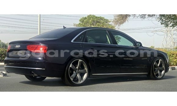Acheter Import Voiture Audi A8 Bleu à Import - Dubai, Dakar Acheter Import Voiture Audi A8 Bleu à Import - Dubai, Dakar