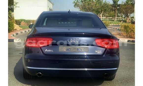 Acheter Import Voiture Audi A8 Bleu à Import - Dubai, Dakar Acheter Import Voiture Audi A8 Bleu à Import - Dubai, Dakar