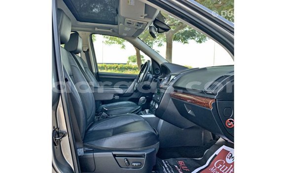 Acheter Import Voiture Land Rover Defender Autre à Import - Dubai, Dakar Acheter Import Voiture Land Rover Defender Autre à Import - Dubai, Dakar