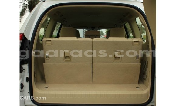 Acheter Import Voiture Toyota Prado Blanc à Import - Dubai, Dakar Acheter Import Voiture Toyota Prado Blanc à Import - Dubai, Dakar