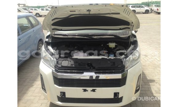 Dieundeu Imported Toyota Hiace White Auto in Import - Dubai in Dakar Dieundeu Imported Toyota Hiace White Auto in Import - Dubai in Dakar