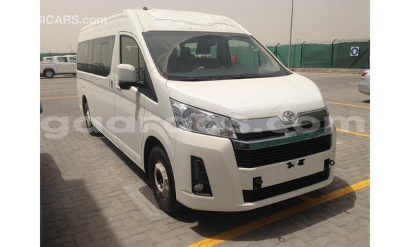 Dieundeu Imported Toyota Hiace White Auto in Import - Dubai in Dakar Dieundeu Imported Toyota Hiace White Auto in Import - Dubai in Dakar