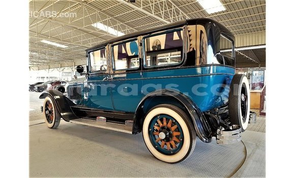 Dieundeu Imported Buick Electra Blue Auto in Import - Dubai in Dakar Dieundeu Imported Buick Electra Blue Auto in Import - Dubai in Dakar