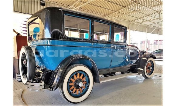 Dieundeu Imported Buick Electra Blue Auto in Import - Dubai in Dakar Dieundeu Imported Buick Electra Blue Auto in Import - Dubai in Dakar