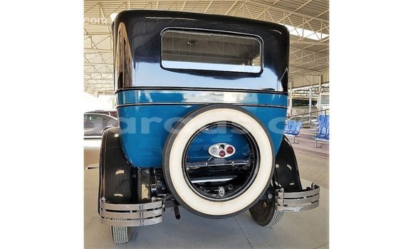 Dieundeu Imported Buick Electra Blue Auto in Import - Dubai in Dakar Dieundeu Imported Buick Electra Blue Auto in Import - Dubai in Dakar