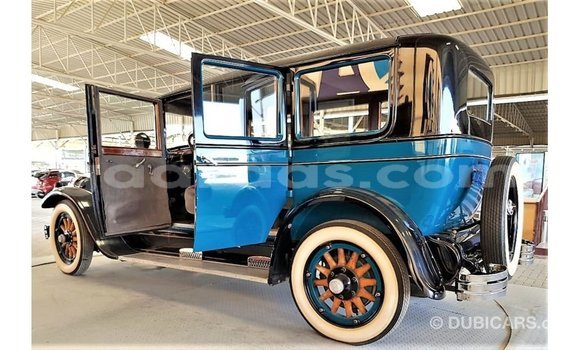 Dieundeu Imported Buick Electra Blue Auto in Import - Dubai in Dakar Dieundeu Imported Buick Electra Blue Auto in Import - Dubai in Dakar