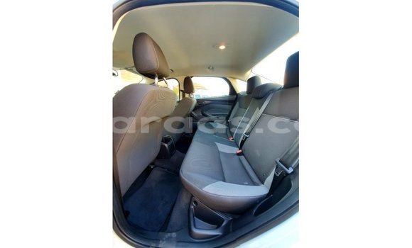 Dieundeu Imported Ford Focus White Auto in Import - Dubai in Dakar Dieundeu Imported Ford Focus White Auto in Import - Dubai in Dakar