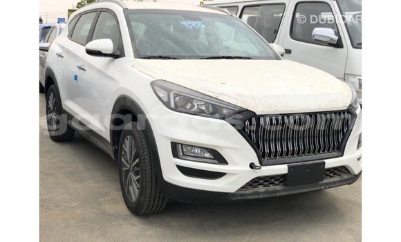 Buy Import Hyundai Tucson White Car in Import - Dubai in Dakar Buy Import Hyundai Tucson White Car in Import - Dubai in Dakar