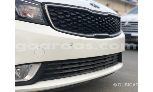 Buy Import Kia Cerato White Car in Import - Dubai in Dakar Buy Import Kia Cerato White Car in Import - Dubai in Dakar