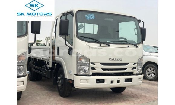 Buy Import Isuzu Rodeo White Car in Import - Dubai in Dakar