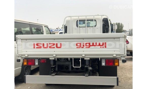 Buy Import Isuzu Rodeo White Car in Import - Dubai in Dakar Buy Import Isuzu Rodeo White Car in Import - Dubai in Dakar