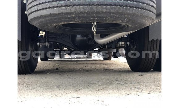 Buy Import Isuzu Rodeo White Car in Import - Dubai in Dakar Buy Import Isuzu Rodeo White Car in Import - Dubai in Dakar