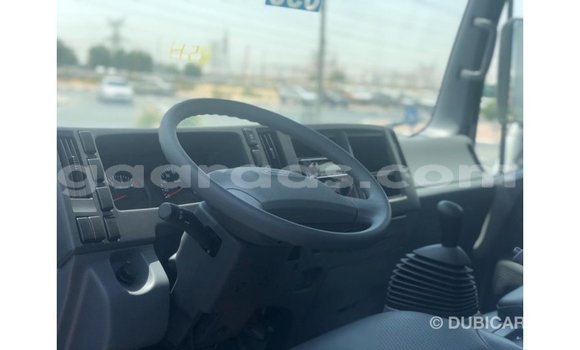 Buy Import Isuzu Rodeo White Car in Import - Dubai in Dakar Buy Import Isuzu Rodeo White Car in Import - Dubai in Dakar