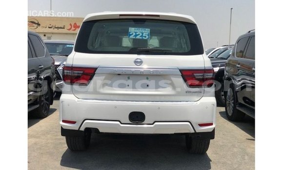 Acheter Import Voiture Nissan Patrol Blanc à Import - Dubai, Dakar Acheter Import Voiture Nissan Patrol Blanc à Import - Dubai, Dakar