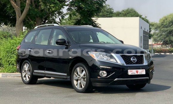 Acheter Import Voiture Nissan Pathfinder Noir à Import - Dubai, Dakar