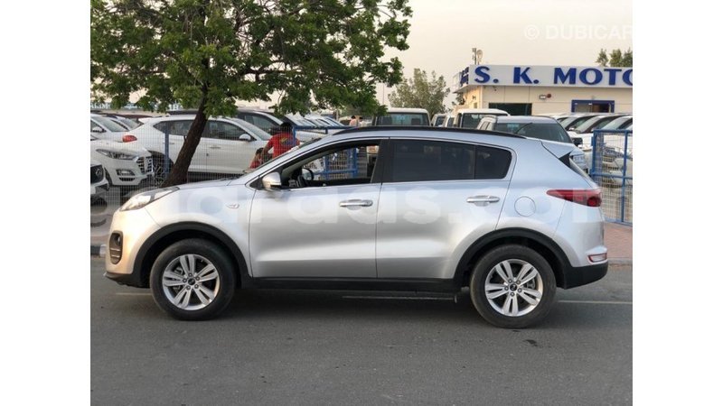 Big with watermark kia sportage dakar import dubai 6552