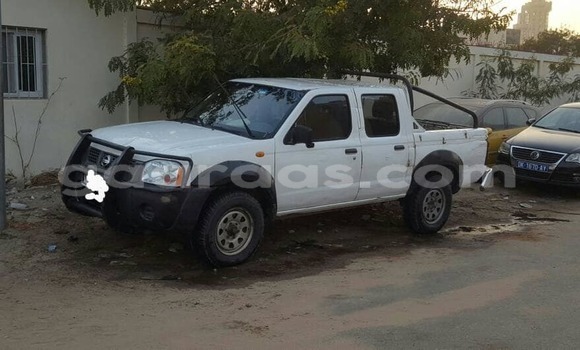 Dieundeu Occasion Nissan Hardbody White Auto in Dakar in Dakar Dieundeu Occasion Nissan Hardbody White Auto in Dakar in Dakar