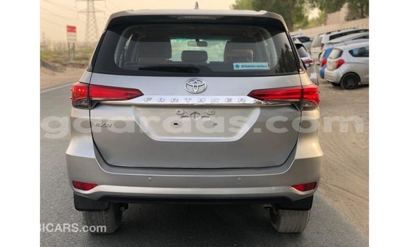 Buy Import Toyota Fortuner Other Car in Import - Dubai in Dakar Buy Import Toyota Fortuner Other Car in Import - Dubai in Dakar