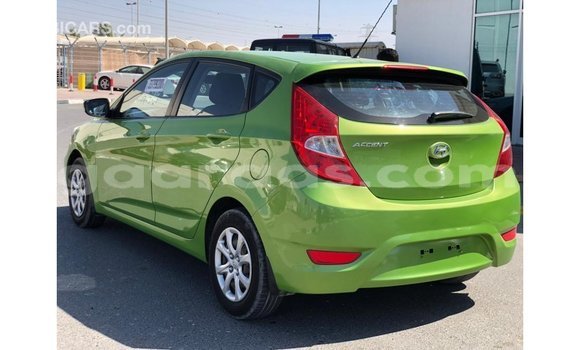 Dieundeu Imported Hyundai Accent Green Auto in Import - Dubai in Dakar Dieundeu Imported Hyundai Accent Green Auto in Import - Dubai in Dakar