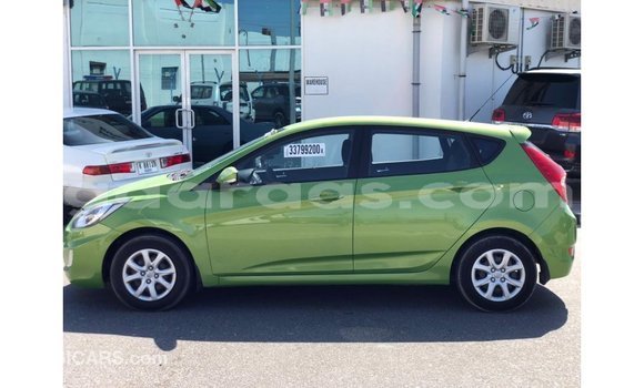 Dieundeu Imported Hyundai Accent Green Auto in Import - Dubai in Dakar Dieundeu Imported Hyundai Accent Green Auto in Import - Dubai in Dakar