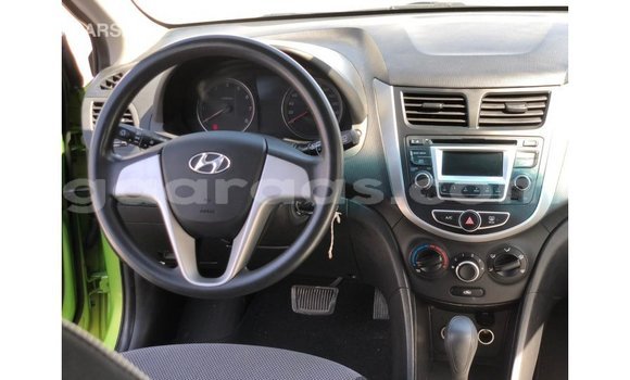 Dieundeu Imported Hyundai Accent Green Auto in Import - Dubai in Dakar Dieundeu Imported Hyundai Accent Green Auto in Import - Dubai in Dakar