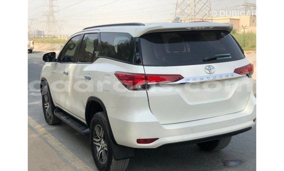 Dieundeu Imported Toyota Fortuner White Auto in Import - Dubai in Dakar Dieundeu Imported Toyota Fortuner White Auto in Import - Dubai in Dakar