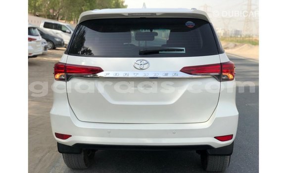 Dieundeu Imported Toyota Fortuner White Auto in Import - Dubai in Dakar Dieundeu Imported Toyota Fortuner White Auto in Import - Dubai in Dakar