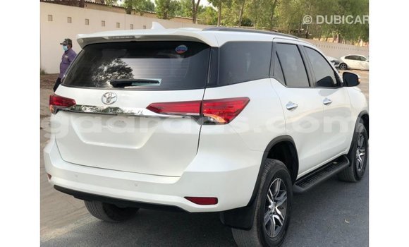 Dieundeu Imported Toyota Fortuner White Auto in Import - Dubai in Dakar Dieundeu Imported Toyota Fortuner White Auto in Import - Dubai in Dakar