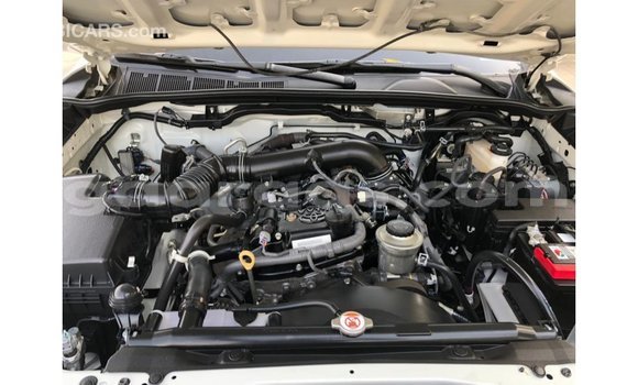 Dieundeu Imported Toyota Fortuner White Auto in Import - Dubai in Dakar Dieundeu Imported Toyota Fortuner White Auto in Import - Dubai in Dakar