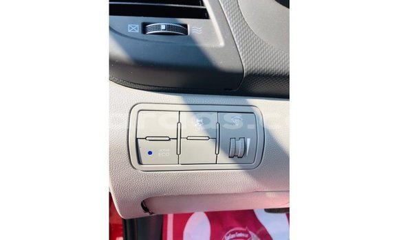 Dieundeu Imported Hyundai Accent Red Auto in Import - Dubai in Dakar Dieundeu Imported Hyundai Accent Red Auto in Import - Dubai in Dakar