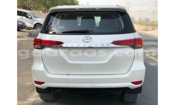Dieundeu Imported Toyota Fortuner White Auto in Import - Dubai in Dakar Dieundeu Imported Toyota Fortuner White Auto in Import - Dubai in Dakar