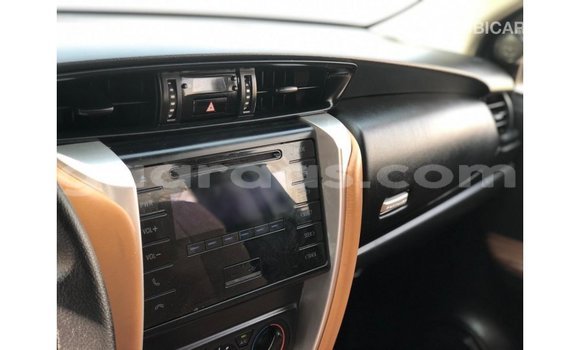 Dieundeu Imported Toyota Fortuner White Auto in Import - Dubai in Dakar Dieundeu Imported Toyota Fortuner White Auto in Import - Dubai in Dakar