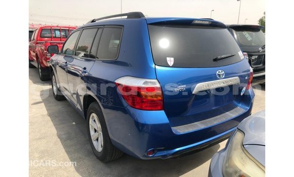 Dieundeu Imported Toyota Highlander Blue Auto in Import - Dubai in Dakar Dieundeu Imported Toyota Highlander Blue Auto in Import - Dubai in Dakar