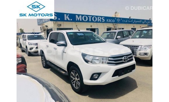 Dieundeu Imported Toyota Hilux White Auto in Import - Dubai in Dakar Dieundeu Imported Toyota Hilux White Auto in Import - Dubai in Dakar