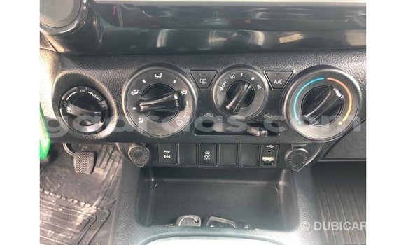 Dieundeu Imported Toyota Hilux White Auto in Import - Dubai in Dakar Dieundeu Imported Toyota Hilux White Auto in Import - Dubai in Dakar