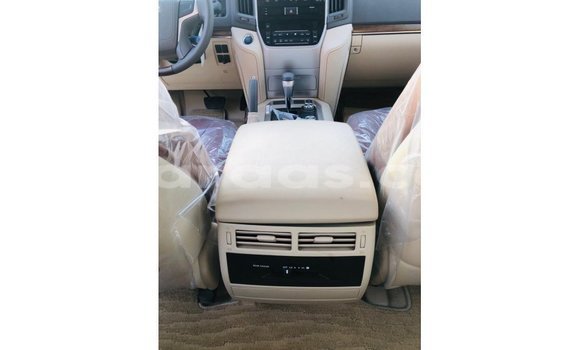 Dieundeu Imported Toyota Land Cruiser Black Auto in Import - Dubai in Dakar Dieundeu Imported Toyota Land Cruiser Black Auto in Import - Dubai in Dakar