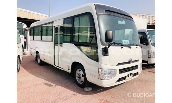 Dieundeu Imported Toyota Coaster White Auto in Import - Dubai in Dakar Dieundeu Imported Toyota Coaster White Auto in Import - Dubai in Dakar