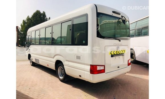 Dieundeu Imported Toyota Coaster White Auto in Import - Dubai in Dakar Dieundeu Imported Toyota Coaster White Auto in Import - Dubai in Dakar