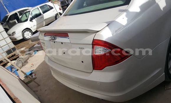 Acheter Occasion Voiture Ford Fusion Blanc à Dakar, Dakar Acheter Occasion Voiture Ford Fusion Blanc à Dakar, Dakar
