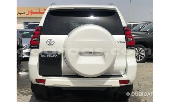 Acheter Import Voiture Toyota Prado Blanc à Import - Dubai, Dakar Acheter Import Voiture Toyota Prado Blanc à Import - Dubai, Dakar