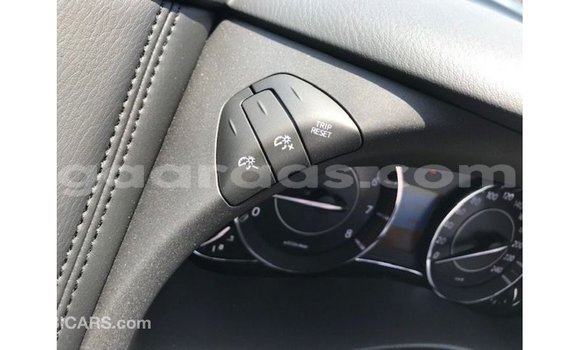 Acheter Import Voiture Nissan Patrol Bleu à Import - Dubai, Dakar Acheter Import Voiture Nissan Patrol Bleu à Import - Dubai, Dakar