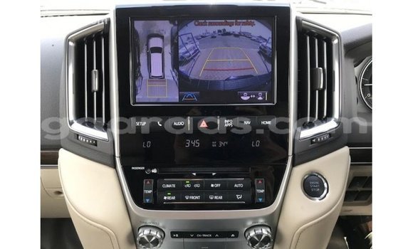 Acheter Import Voiture Toyota Land Cruiser Noir à Import - Dubai, Dakar Acheter Import Voiture Toyota Land Cruiser Noir à Import - Dubai, Dakar