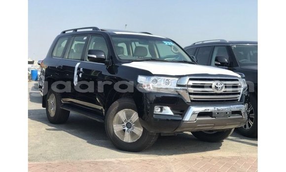 Dieundeu Imported Toyota Land Cruiser Black Auto in Import - Dubai in Dakar