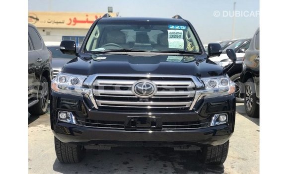 Acheter Import Voiture Toyota Land Cruiser Noir à Import - Dubai, Dakar Acheter Import Voiture Toyota Land Cruiser Noir à Import - Dubai, Dakar