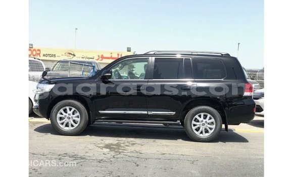 Acheter Import Voiture Toyota Land Cruiser Noir à Import - Dubai, Dakar Acheter Import Voiture Toyota Land Cruiser Noir à Import - Dubai, Dakar